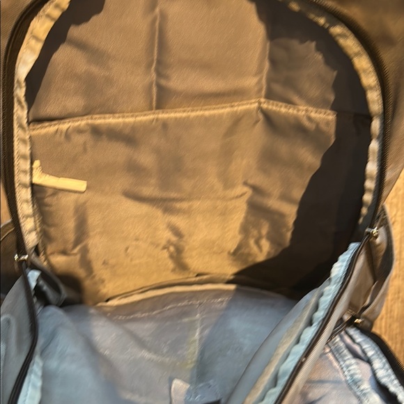 University of Pittsburgh / Pitt Under Armour Gray Backpack - Picture 4 of 4